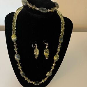 Green gemstone and crystal Necklace with Elegant Design